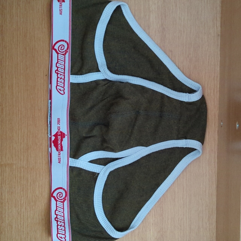 Brief
